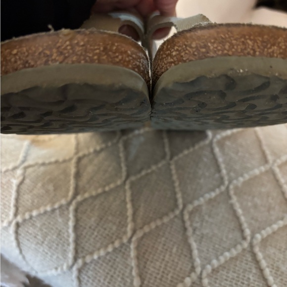 Birkenstock Gizeh Vegan Sandals - Olive - Picture 5 of 8